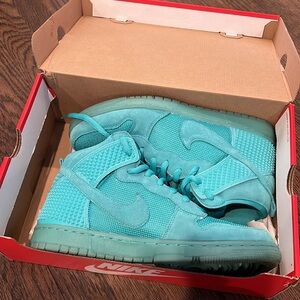 Mens' Nike Dunk CMFT Premium Light Retro